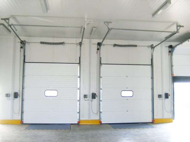 Sectional door - Overhead Door